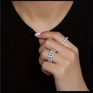 Dazzling Silver Women's Moissanite Ring size 9